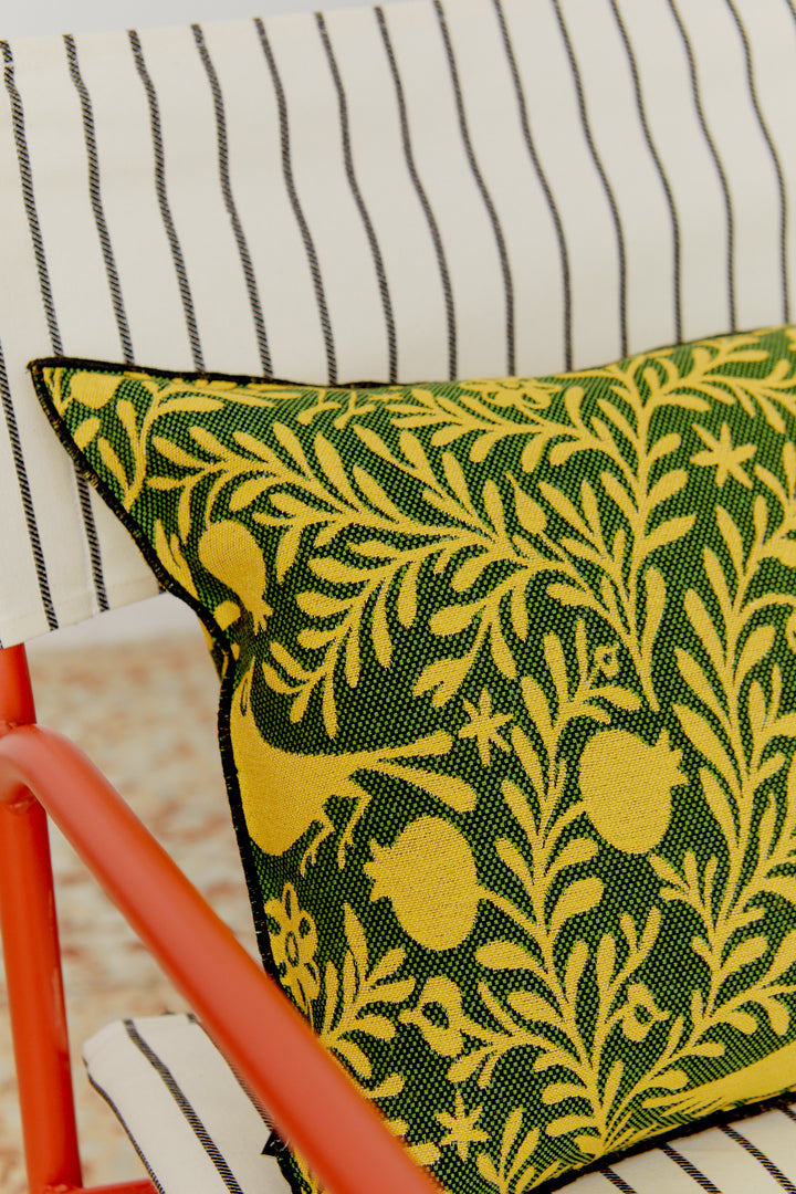 Funda cojín jacquard granaíno amarillo