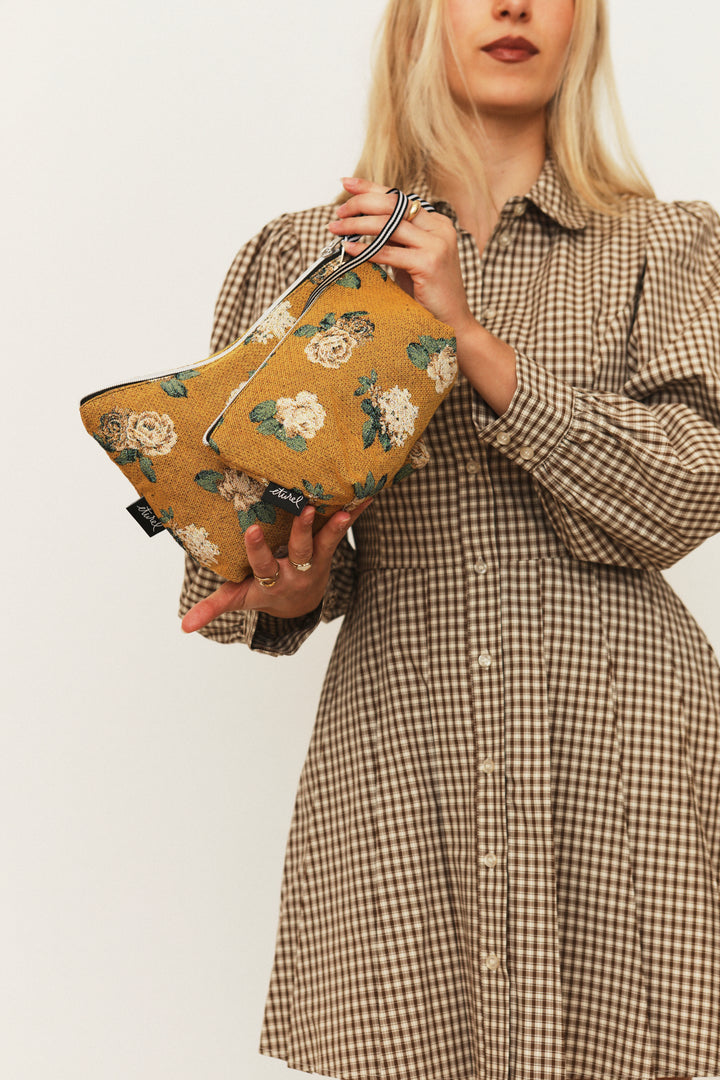 Neceser/estuche tejido jacquard flores rosas