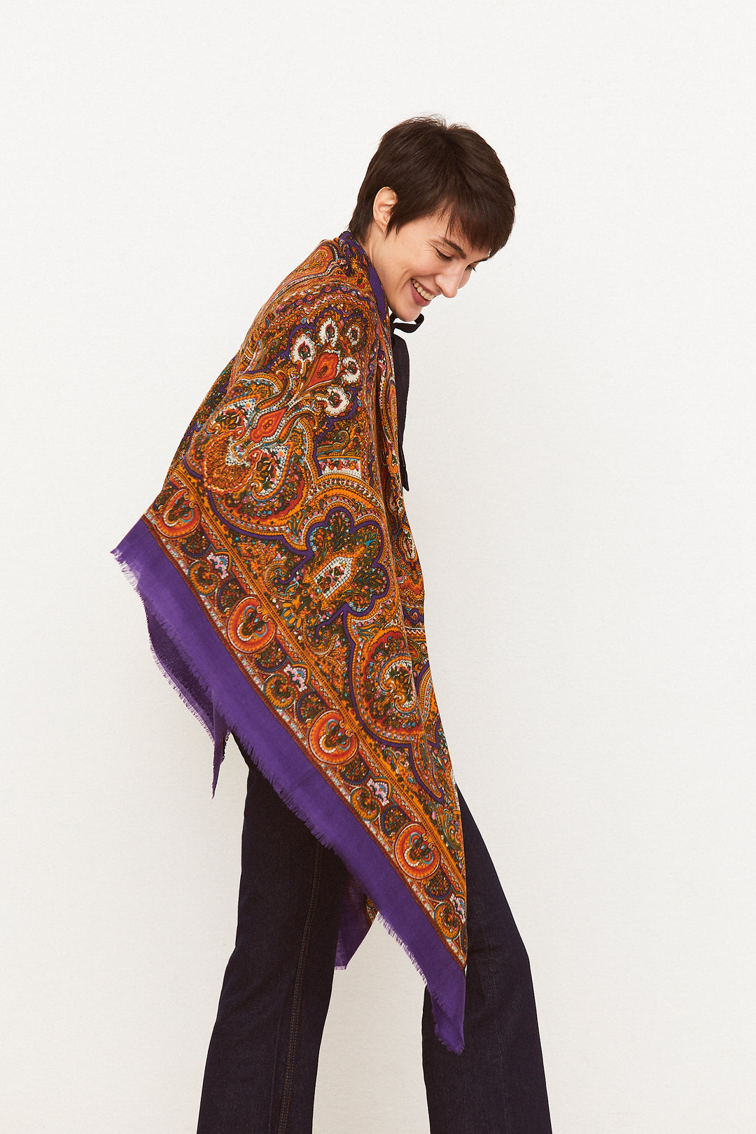 Pañuelo Pisto o Cien Colores lana morado