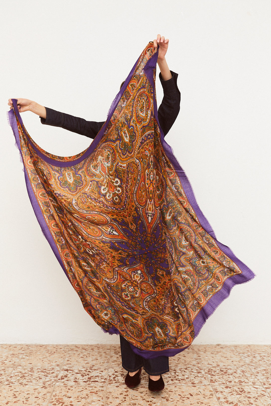 Pañuelo Pisto o Cien Colores lana morado