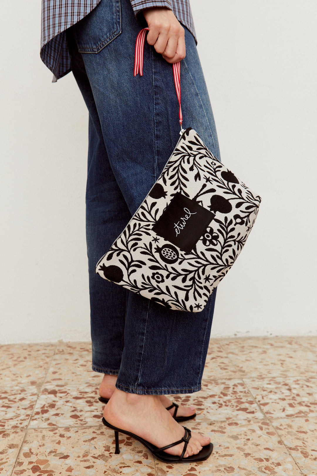 Pouch jacquard granaíno beige