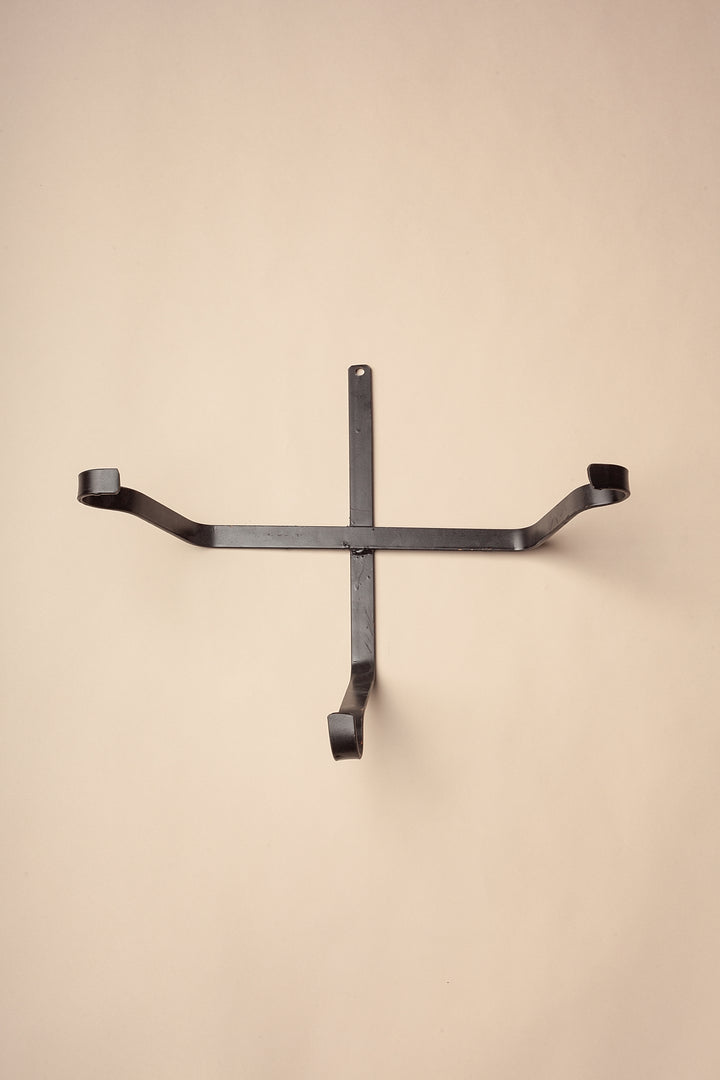 Soporte para pared de hierro para lebrillos