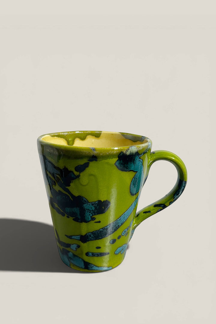 Taza salpicado olivo