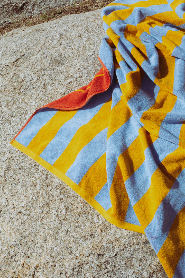 Toalla playa reversible amarillo y celeste