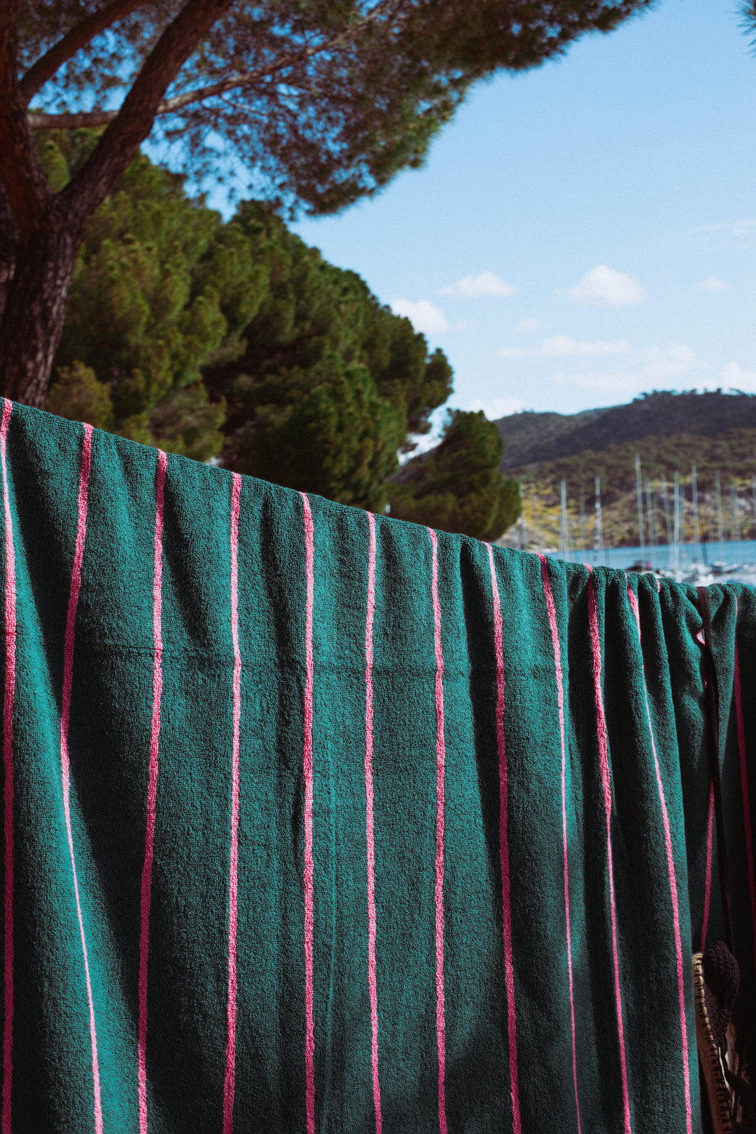Toalla playa reversible verde y rosa