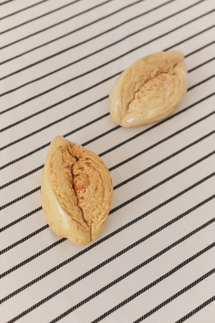Mollete de pan réplica de cerámica esmaltada