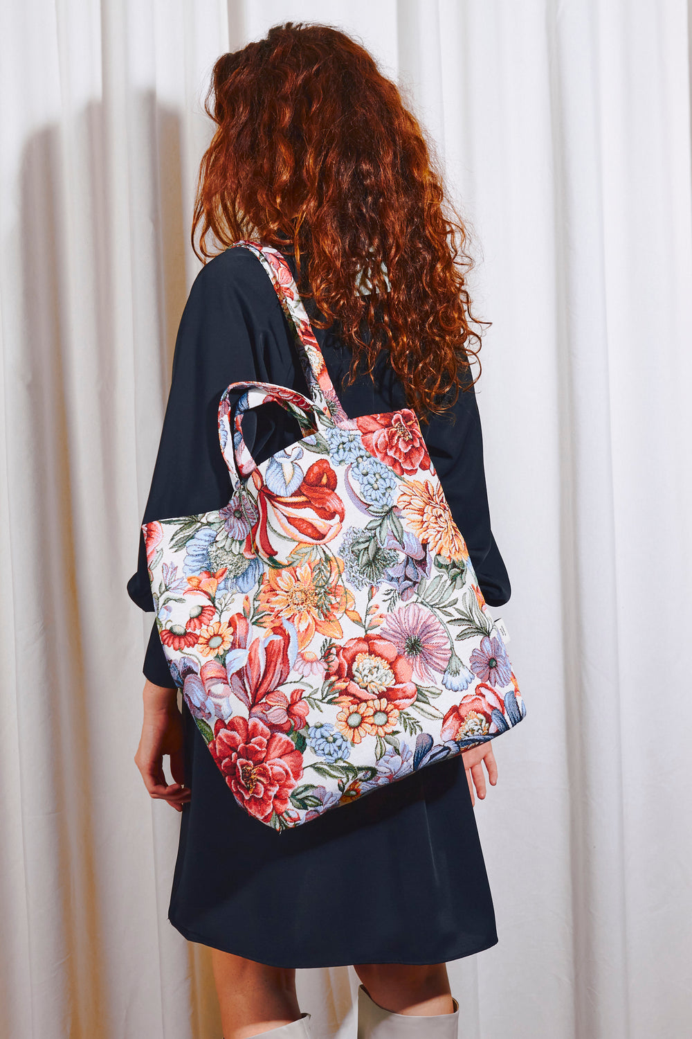 Tote Bag tejido jacquard flores rojas chica